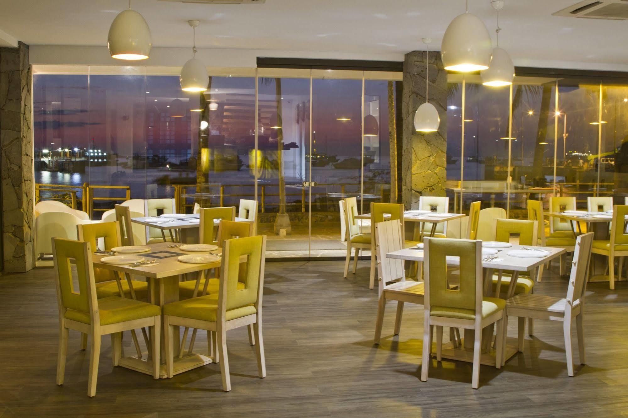 Hotel Golden Bay Galapagos Puerto Baquerizo Moreno Zewnętrze zdjęcie